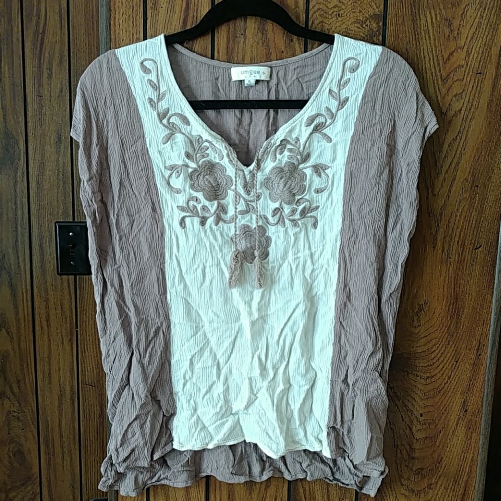 Umgee+ Embroidered Top